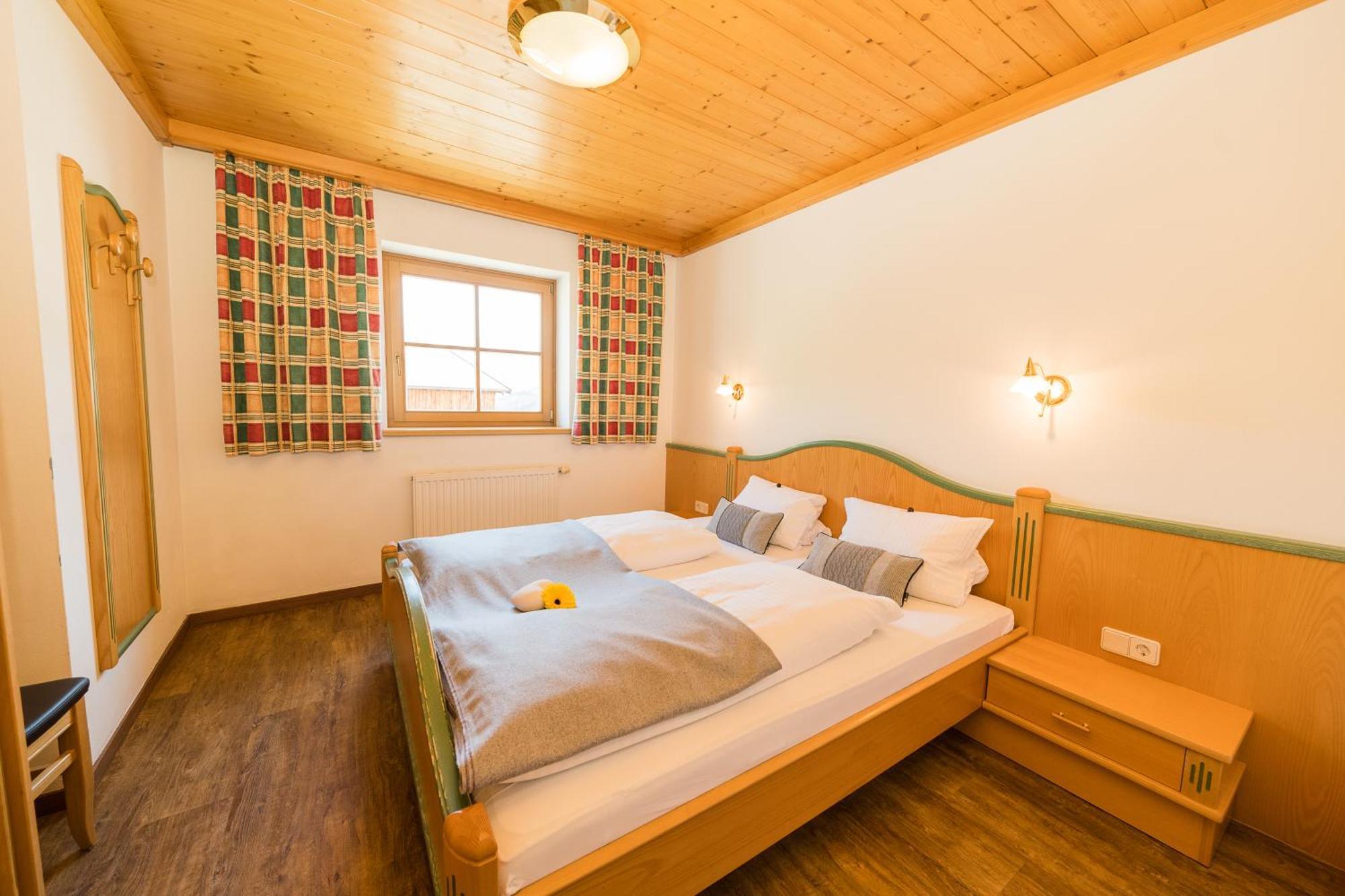 Feriengut Hasenau Aparthotel Заалбах-Хинтерглем Екстериор снимка