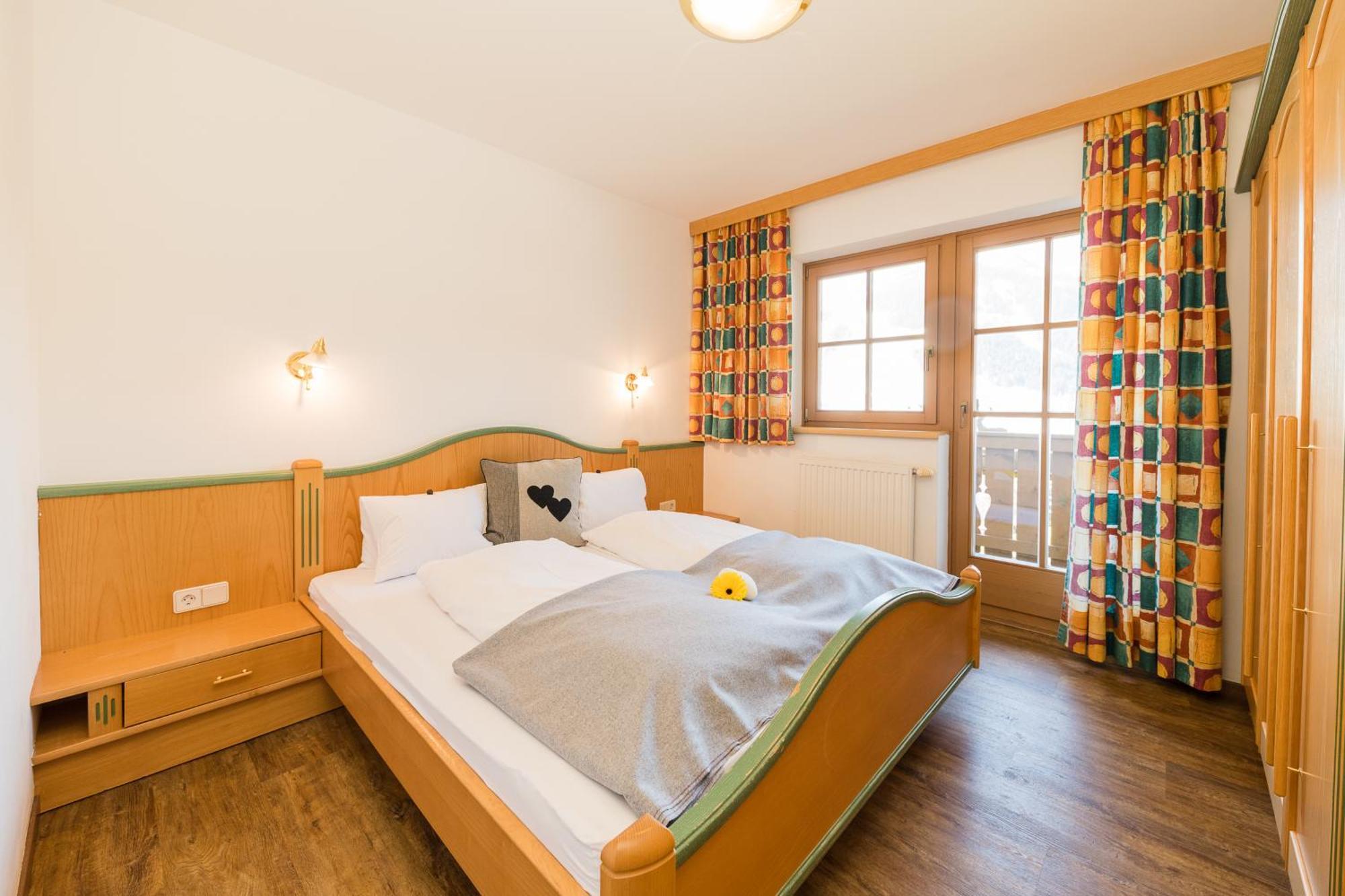 Feriengut Hasenau Aparthotel Заалбах-Хинтерглем Екстериор снимка