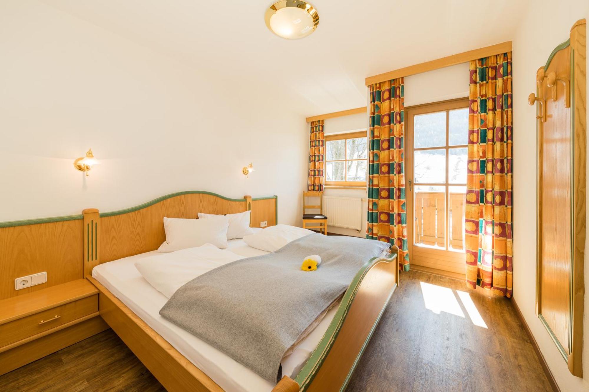 Feriengut Hasenau Aparthotel Заалбах-Хинтерглем Екстериор снимка