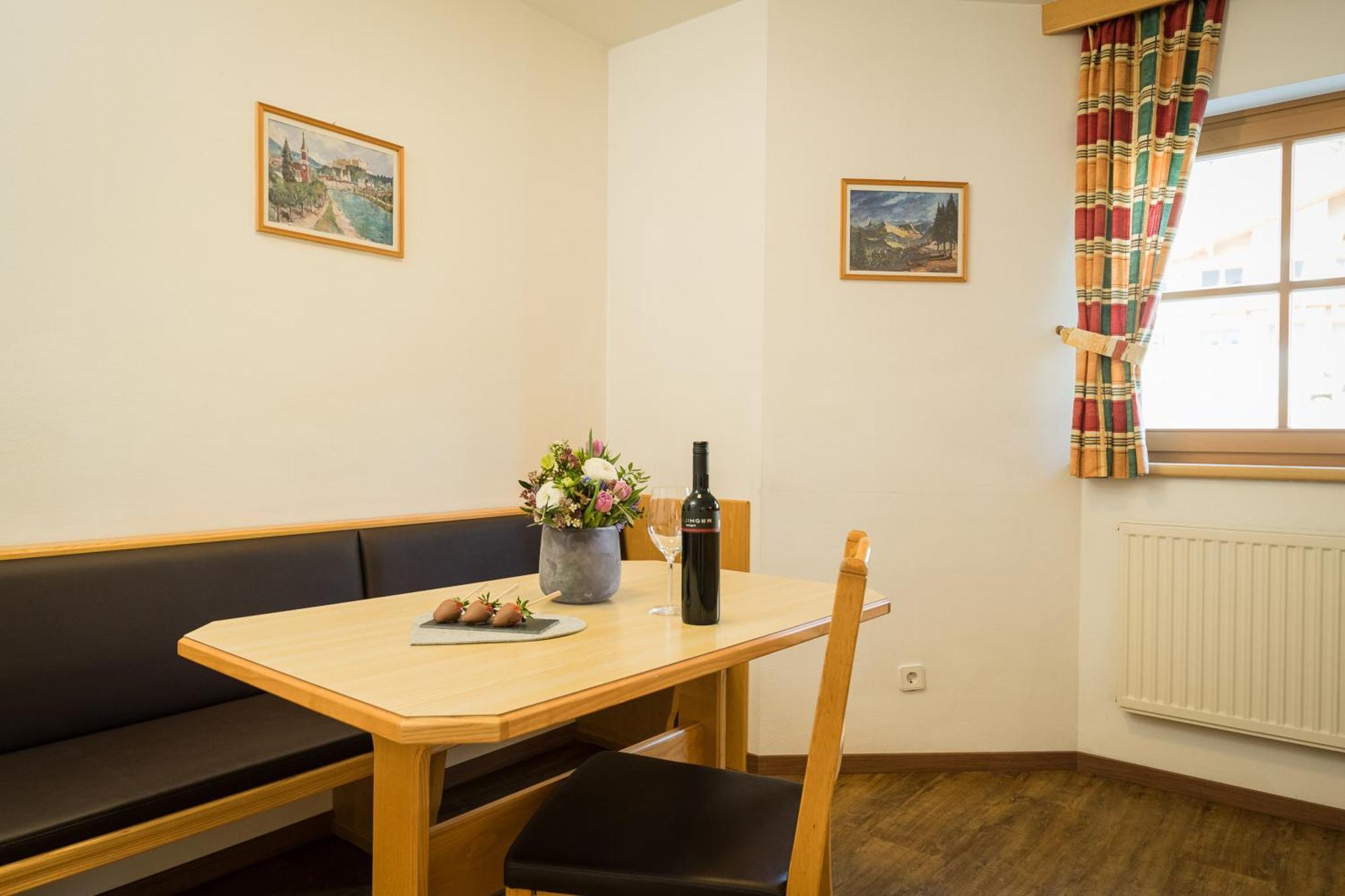 Feriengut Hasenau Aparthotel Заалбах-Хинтерглем Екстериор снимка